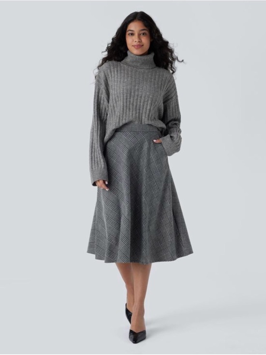 HALARA Dresses & Skirts - High Waisted Pocket Houndstooth
Plaid Flare Midi Casual Skirt